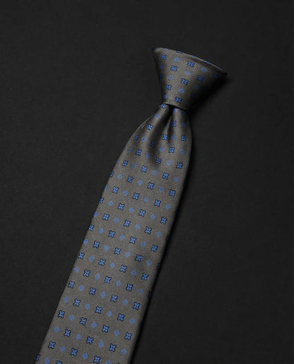Premium Ready Tie
