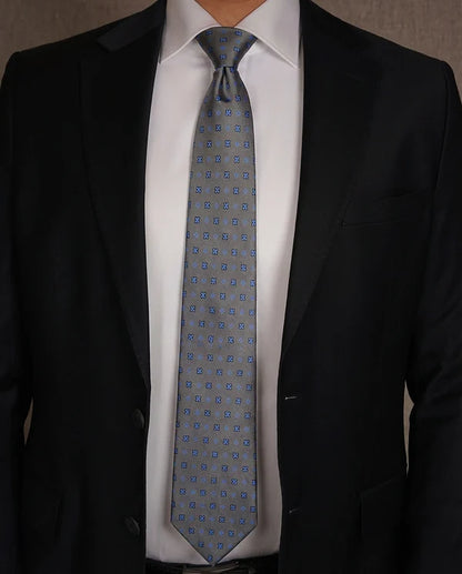 Premium Ready Tie