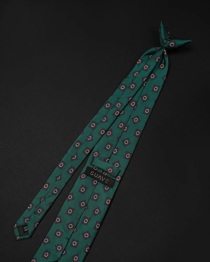 Premium Ready Tie