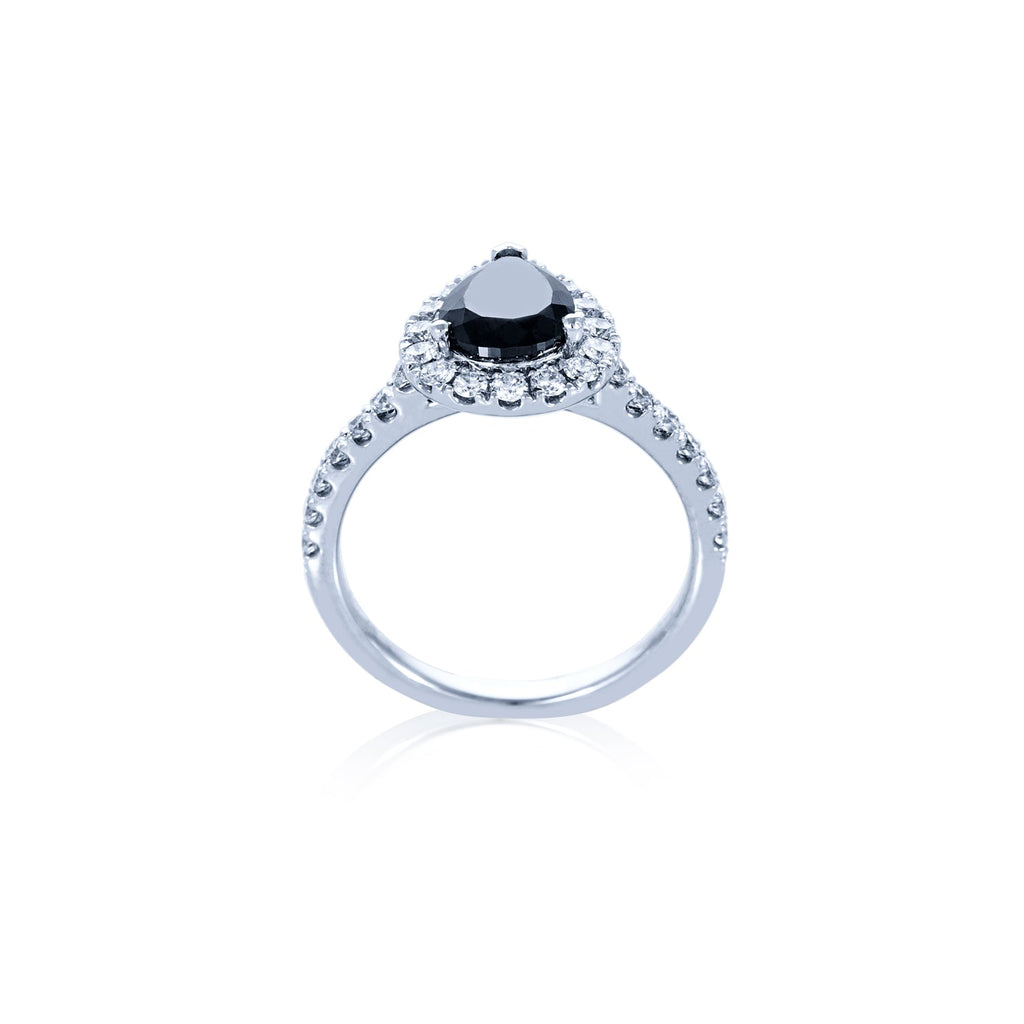 18kw Black Diamond Pear Shape Engagement Ring